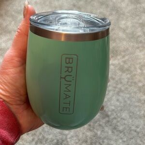 Brumate insulated wine tumbler